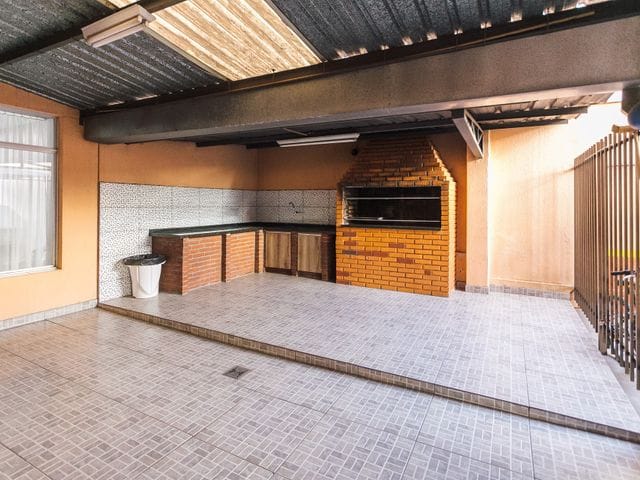 Empreendimento com 70m² 3 quartos e 1 banheiro, à venda, no bairro Igapó em Londrina