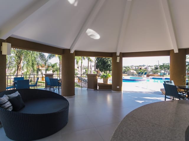 Casa com 238m² 3 quartos e 2 banheiros, à venda, no bairro Esperança em Londrina