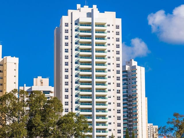 Empreendimento com 216m² 3 quartos e 4 banheiros, à venda, no bairro Gleba Fazenda Palhano em Londrina