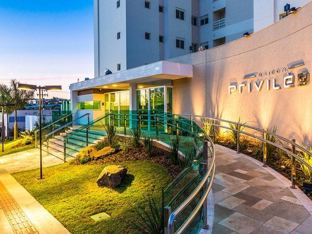 Empreendimento com 216m² 3 quartos e 4 banheiros, à venda, no bairro Gleba Fazenda Palhano em Londrina
