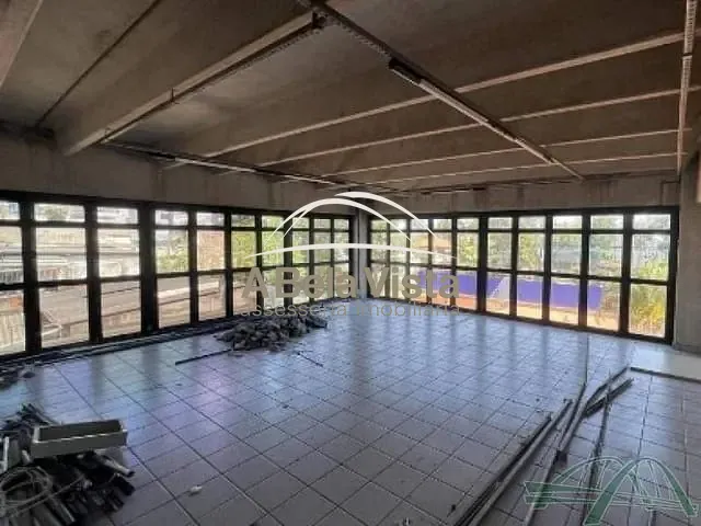 Empreendimento com 300m², para alugar, no bairro Centro em Osasco