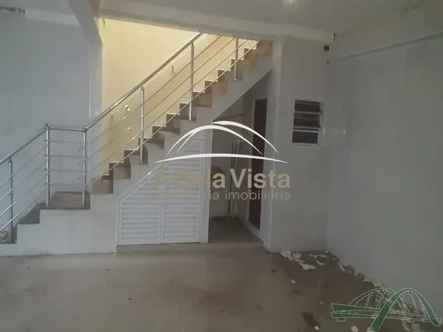 Empreendimento com 200m², à venda, no bairro Km 18 em Osasco