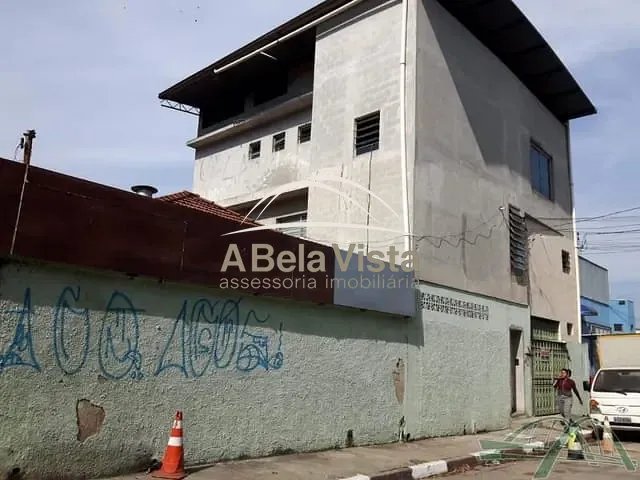 Empreendimento com 275m², à venda, no bairro Piratininga em Osasco