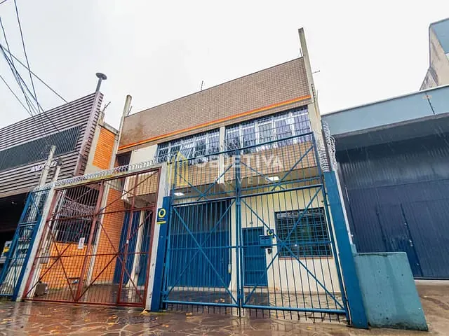 Galpão / Barracão à venda, no bairro Navegantes em Porto Alegre