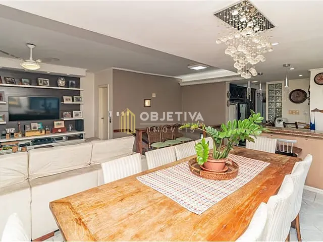 Cobertura / Penthouse 3 quartos e 3 banheiros, à venda, no bairro Auxiliadora em Porto Alegre
