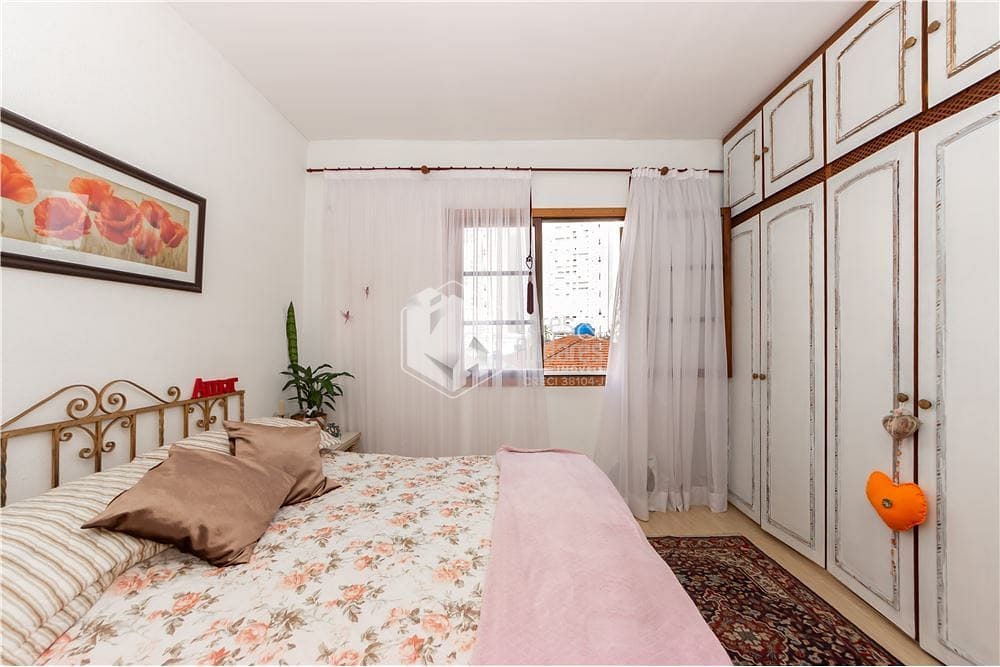 Casa à venda com 4 quartos, 166m² - Foto 35