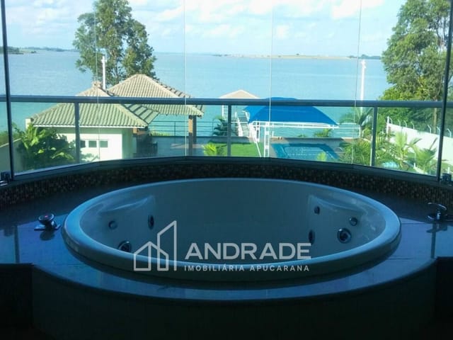 Chácara com 3412m² 4 quartos e 5 banheiros, à venda, no bairro Centro em Primeiro de Maio