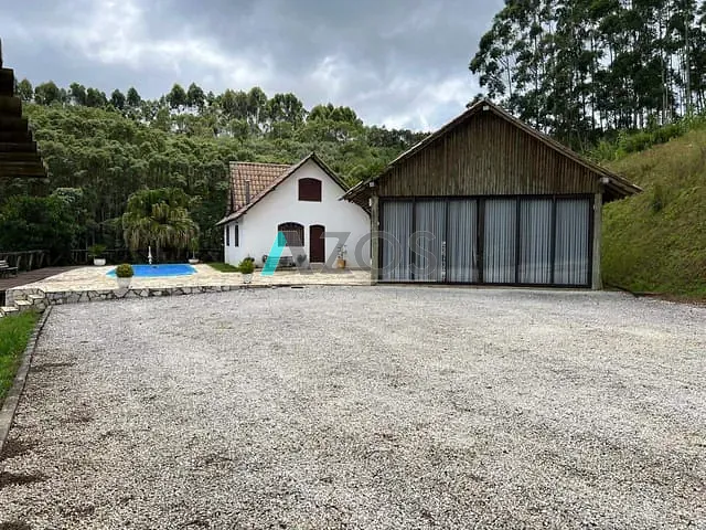Fazenda 1 quarto e 1 banheiro, à venda, no bairro Área Rural em Bocaiúva do Sul