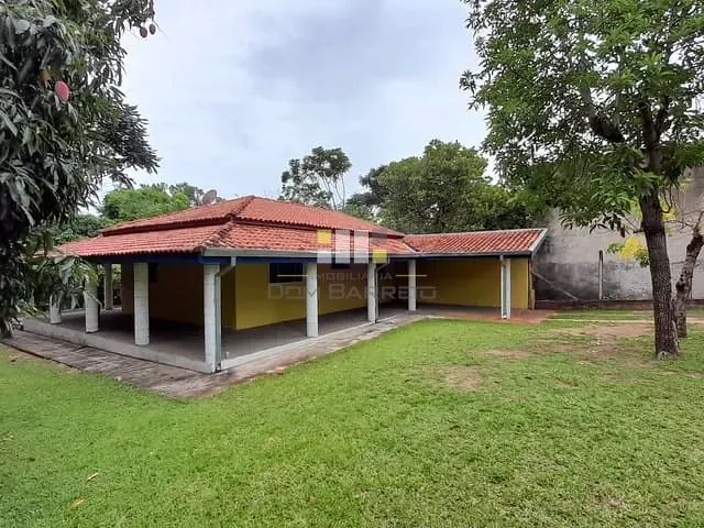 Fazenda com 943m² 2 quartos e 2 banheiros, à venda, no bairro Três Rios em Dois Córregos