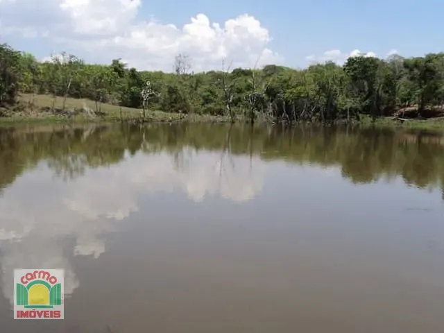 Fazenda com 1645600m², à venda, no bairro Zona Rural em Silvânia