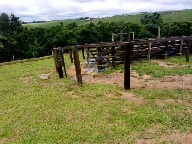 Fazenda com 435600000m² 2 quartos e 1 banheiro, à venda, no bairro Vila Cesari Purgato em Mombuca