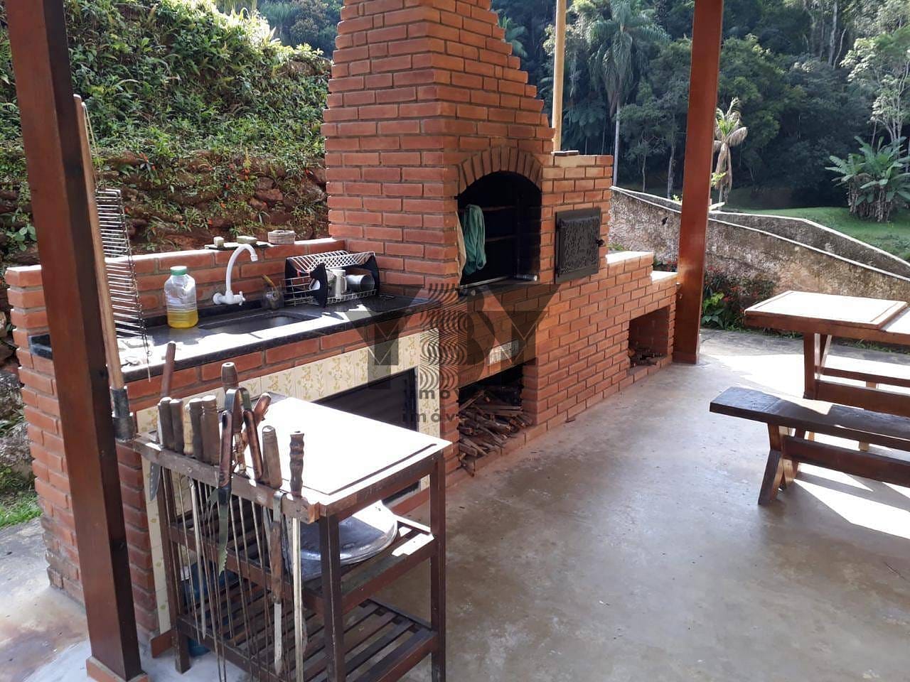 Chácara à venda com 5 quartos, 10m² - Foto 6
