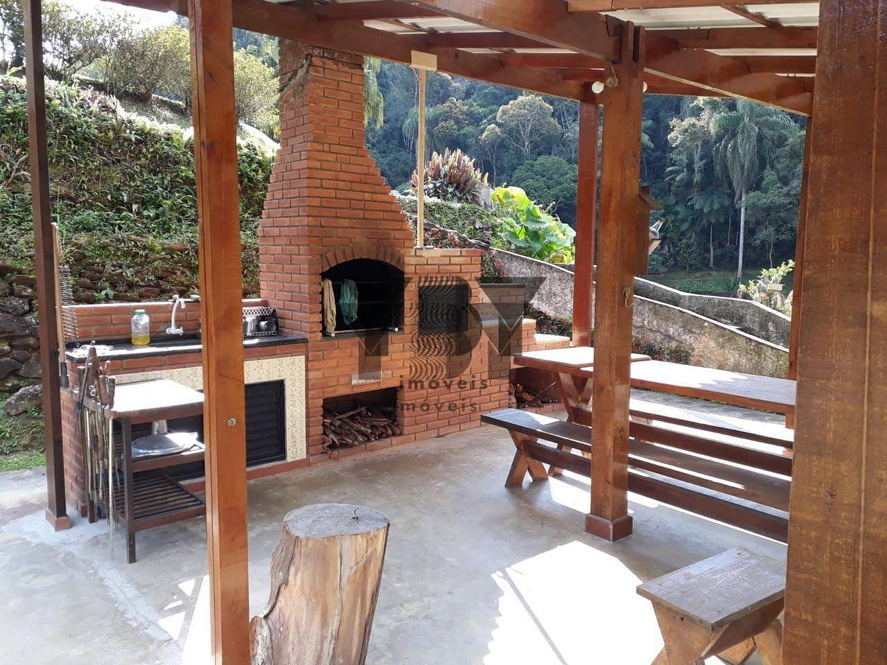 Chácara à venda com 5 quartos, 10m² - Foto 7