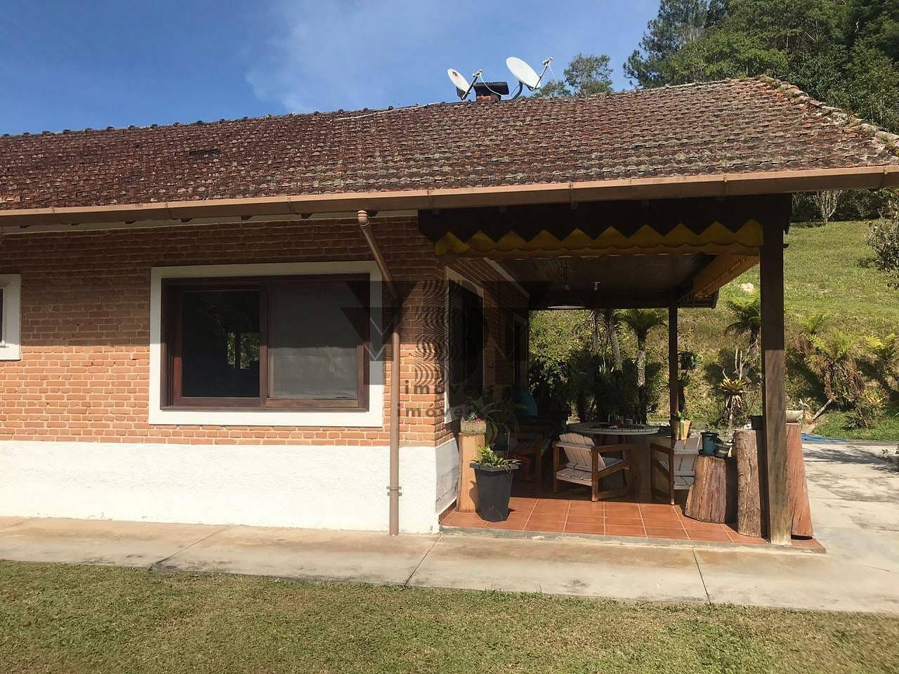 Chácara à venda com 5 quartos, 10m² - Foto 3