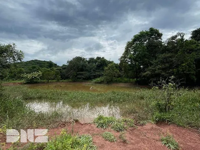 Fazenda com 380000m², à venda, no bairro Setor Habitacional Fercal Sobradinho em Brasília