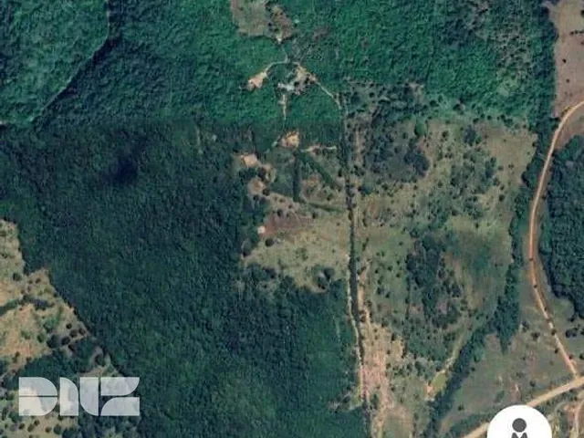 Fazenda com 380000m², à venda, no bairro Setor Habitacional Fercal Sobradinho em Brasília