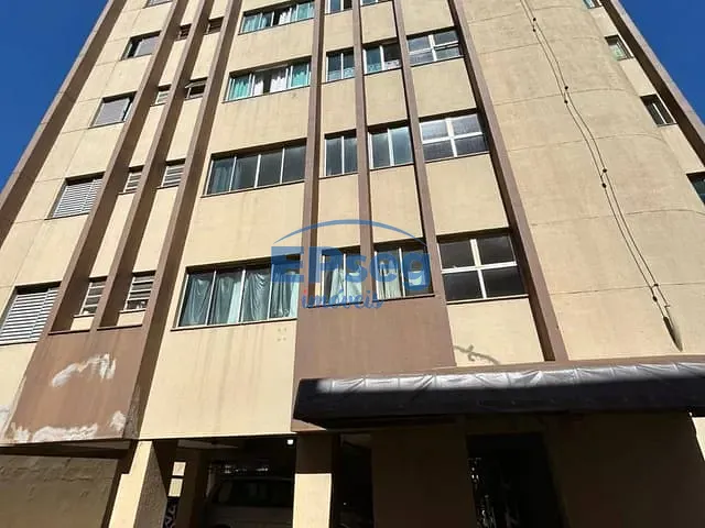 Apartamento 2 quartos e 1 banheiro, à venda, no bairro Vila Larsen 1 em Londrina