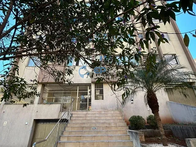 Apartamento 2 quartos e 1 banheiro, à venda, no bairro Vila Larsen 1 em Londrina
