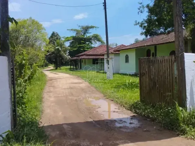 Fazenda com 30000m² 13 quartos e 4 banheiros, à venda, no bairro Área Rural de Cachoeiras de Macacu em Cachoeiras de Macacu