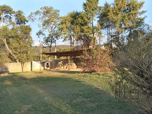 Fazenda com 36310m² 4 quartos e 2 banheiros, à venda, no bairro mombaca em Araçariguama