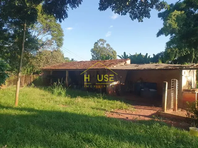 Fazenda com 400m² 6 quartos e 4 banheiros, à venda, no bairro Área Rural de Araraquara em Araraquara