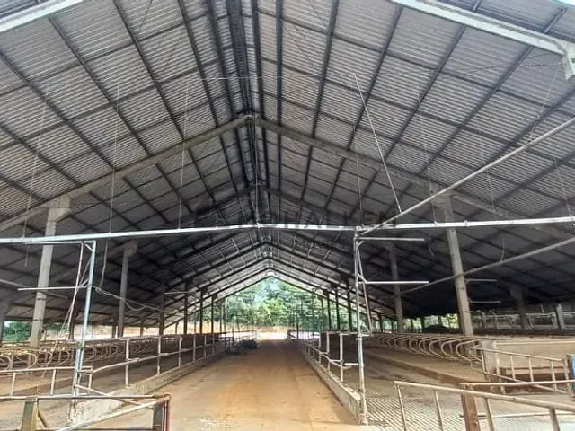 Fazenda com 1600000m², à venda, no bairro Área rural em Cambuquira