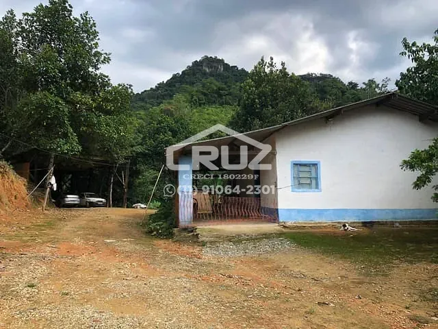 Fazenda 2 quartos e 1 banheiro, à venda, no bairro juquia em Juquiá