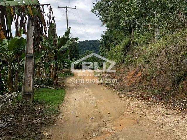 Fazenda 2 quartos e 1 banheiro, à venda, no bairro juquia em Juquiá