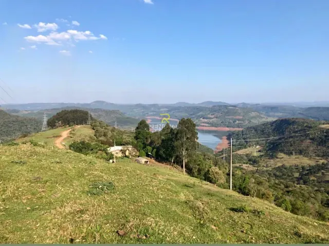 Fazenda com 170000m², à venda, no bairro Zona Rural em Pinhão