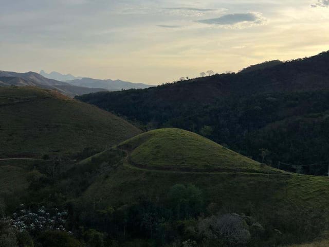 Fazenda à venda, no bairro Areal em Areal