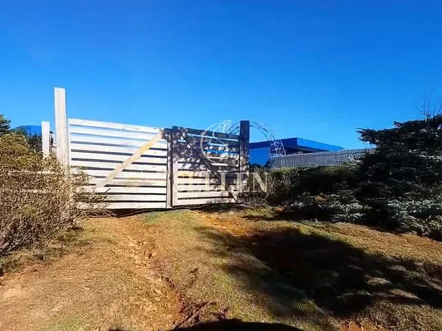 Fazenda com 10000m² 3 quartos e 3 banheiros, à venda, no bairro São Sebastião em São Joaquim