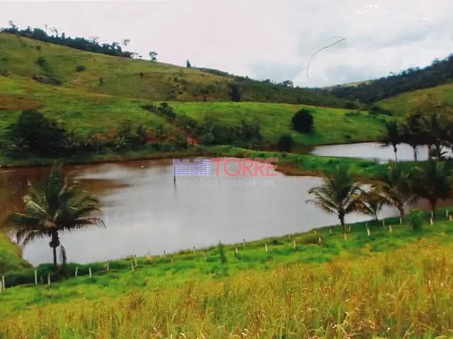 Fazenda com 285m² 1 quarto e 1 banheiro, à venda, no bairro zona rural em Ipiaú