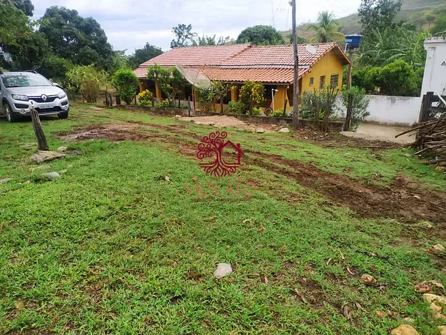 Fazenda com 48400m² 4 quartos e 3 banheiros, à venda, no bairro Região Valo Fundo em Santo Hipólito