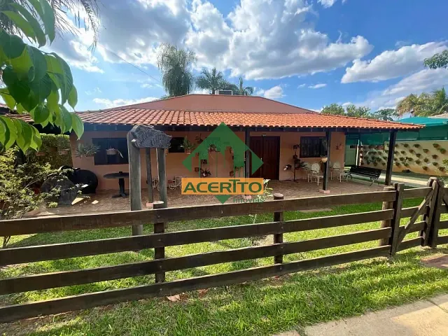 Fazenda com 1000m² 3 quartos e 3 banheiros, à venda, no bairro Chácaras Paraíso em Araçatuba
