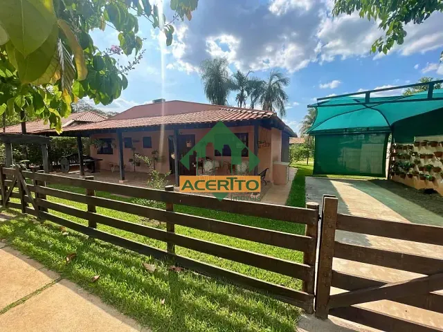 Fazenda com 1000m² 3 quartos e 3 banheiros, à venda, no bairro Chácaras Paraíso em Araçatuba
