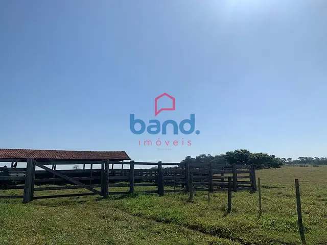 Fazenda com 2265100m², à venda, no bairro Guarapó em Tatuí