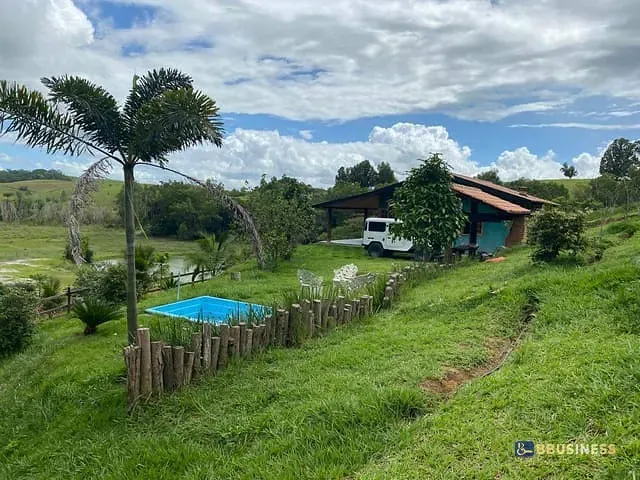 Fazenda com 242000m² 5 quartos e 2 banheiros, à venda, no bairro Imbé em Morangaba