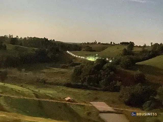 Fazenda com 242000m² 5 quartos e 2 banheiros, à venda, no bairro Imbé em Morangaba