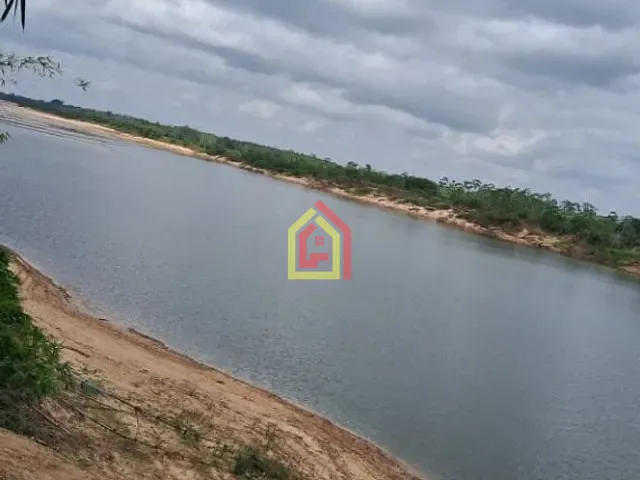 Fazenda com 968000m², à venda, no bairro Marabá Pioneira em Marabá