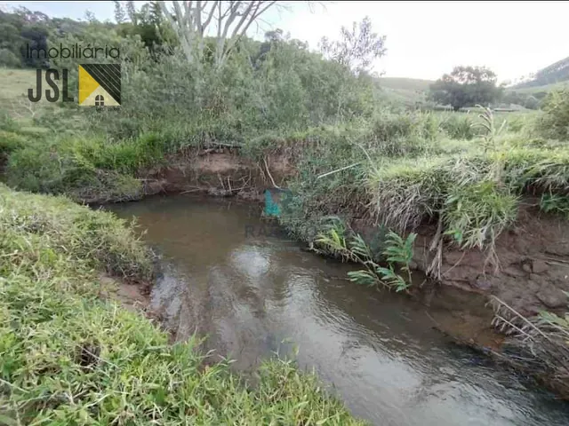 Fazenda com 662000m² 3 quartos e 2 banheiros, à venda, no bairro Pinheirinho em Taubaté