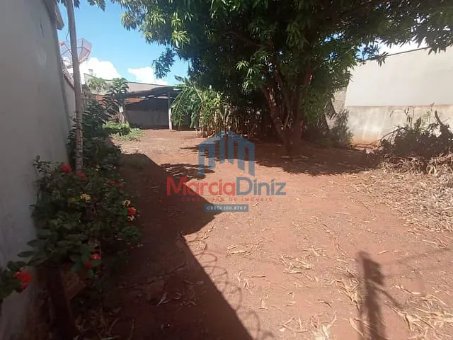 Terreno com 275m², à venda, no bairro Jardim Paulista em Miguelópolis