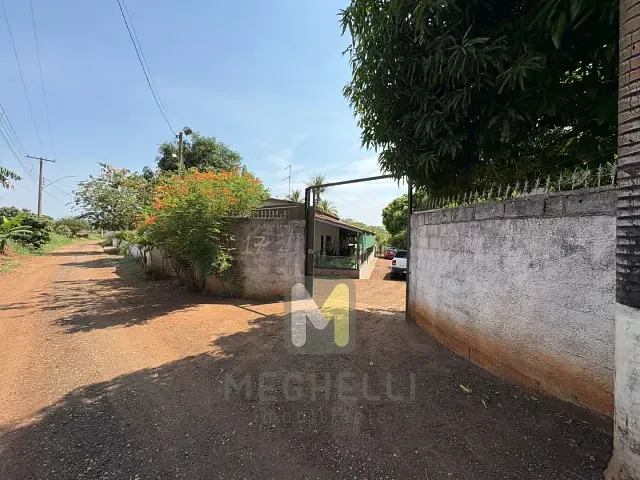 Fazenda com 6500m² 1 quarto e 2 banheiros, à venda, no bairro Zona Rural em Serrana