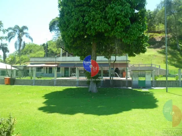 Fazenda com 123000m² 6 quartos e 4 banheiros, à venda, no bairro Baía Branca  (Praia de Mauá) em Magé