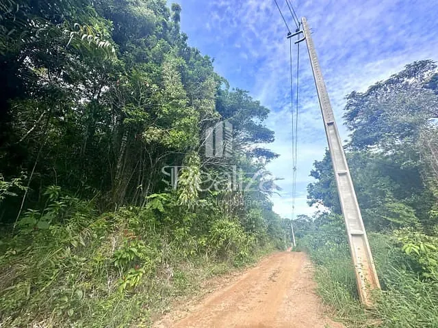 Fazenda com 1590000m² 2 quartos e 1 banheiro, à venda, no bairro Maruim em Una