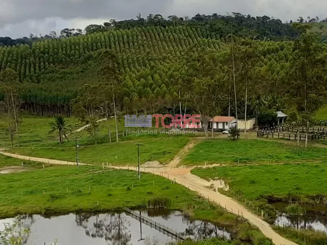 Fazenda com 226m² 1 quarto e 1 banheiro, à venda, no bairro Zona Rural em Dário Meira