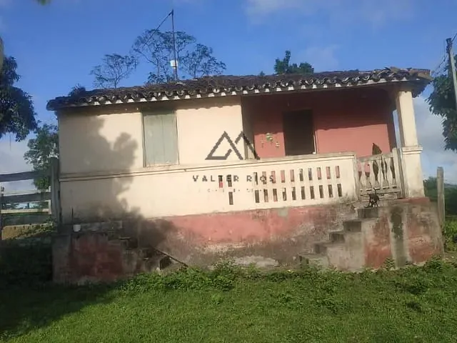 Fazenda com 450000m², à venda, no bairro rural em Coaraci
