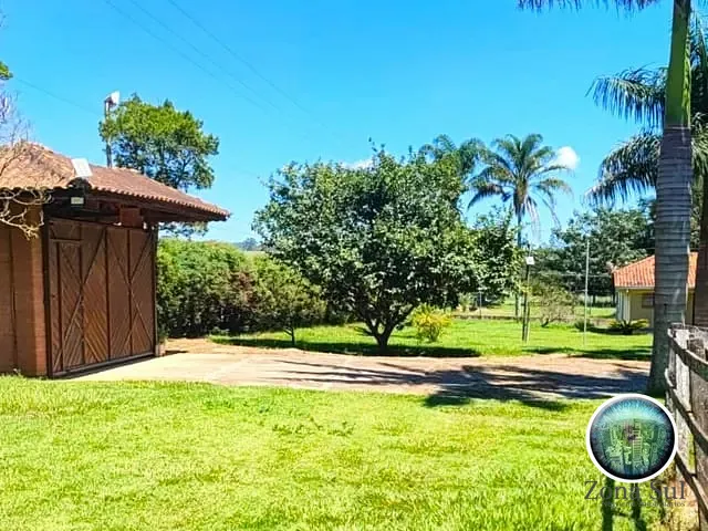 Fazenda com 66960m² 7 quartos e 3 banheiros, à venda, no bairro Distrito Cocais em Sarapuí