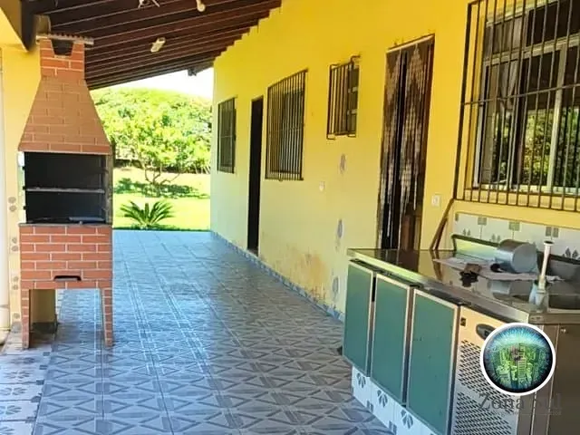 Fazenda com 66960m² 7 quartos e 3 banheiros, à venda, no bairro Distrito Cocais em Sarapuí