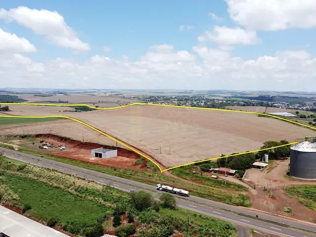 Fazenda à venda, no bairro Zona Rural em Marilândia do Sul