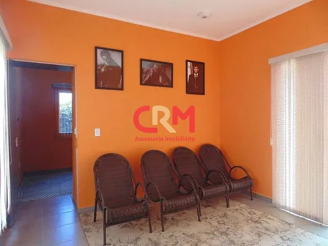 Chácara com 1102m² 3 quartos e 4 banheiros, à venda, no bairro Jurupema em Taquaritinga